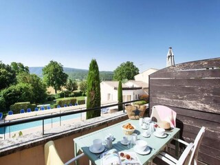 Apartment Goult  13