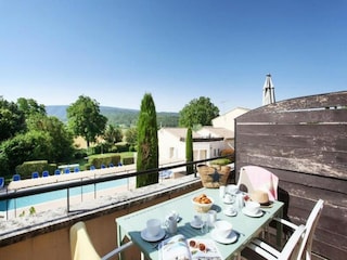 Apartment Goult  4