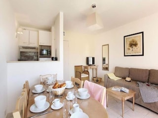 Apartment Goult  7