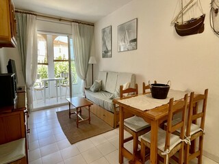 Apartment L'Estartit Features 20