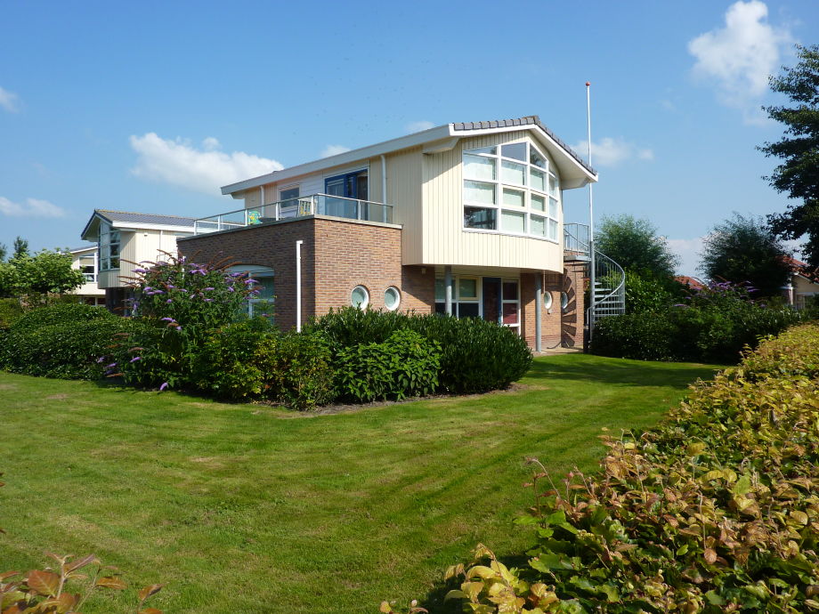 Ferienhaus Wasservilla Lisdodde, Friesland, IJsselmeer Firma Hans Badkamer Douche En Bad ~ Ferienhaus Wasservilla Lisdodde, Friesland, IJsselmeer Firma Hans