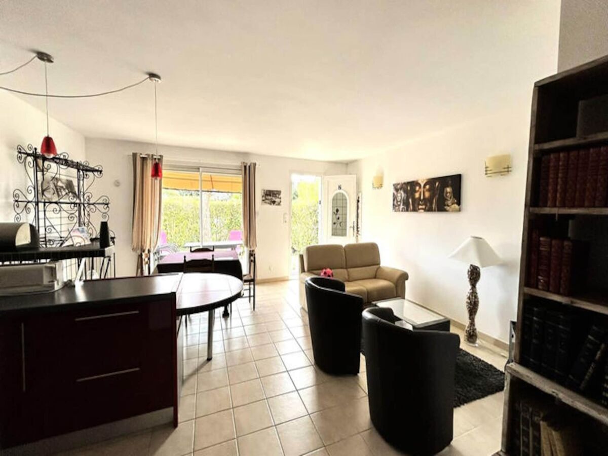 Apartment L´Isle sur la Sorgue  9