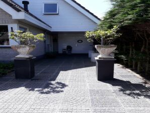 Holiday house Holiday home near centre of Petten - Petten - image1