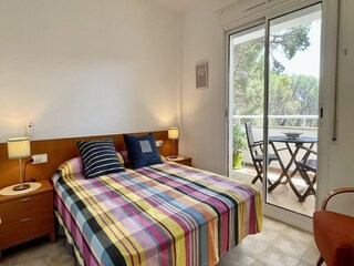 Apartment Pals Features 25