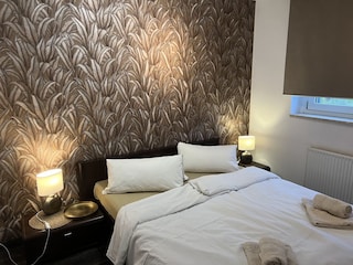 Schlafzimmer für 2Pers.