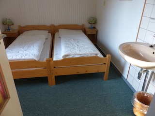 Schlafzimmer unten