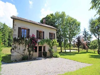 Apartment La Jonchère-Saint-Maurice  16