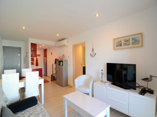 Apartment L'Estartit Features 21