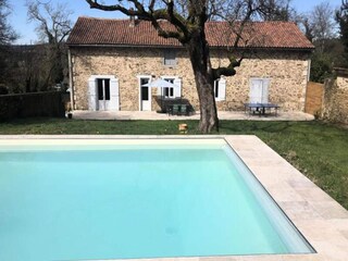 Apartamento Saint-Léonard-de-Noblat  33
