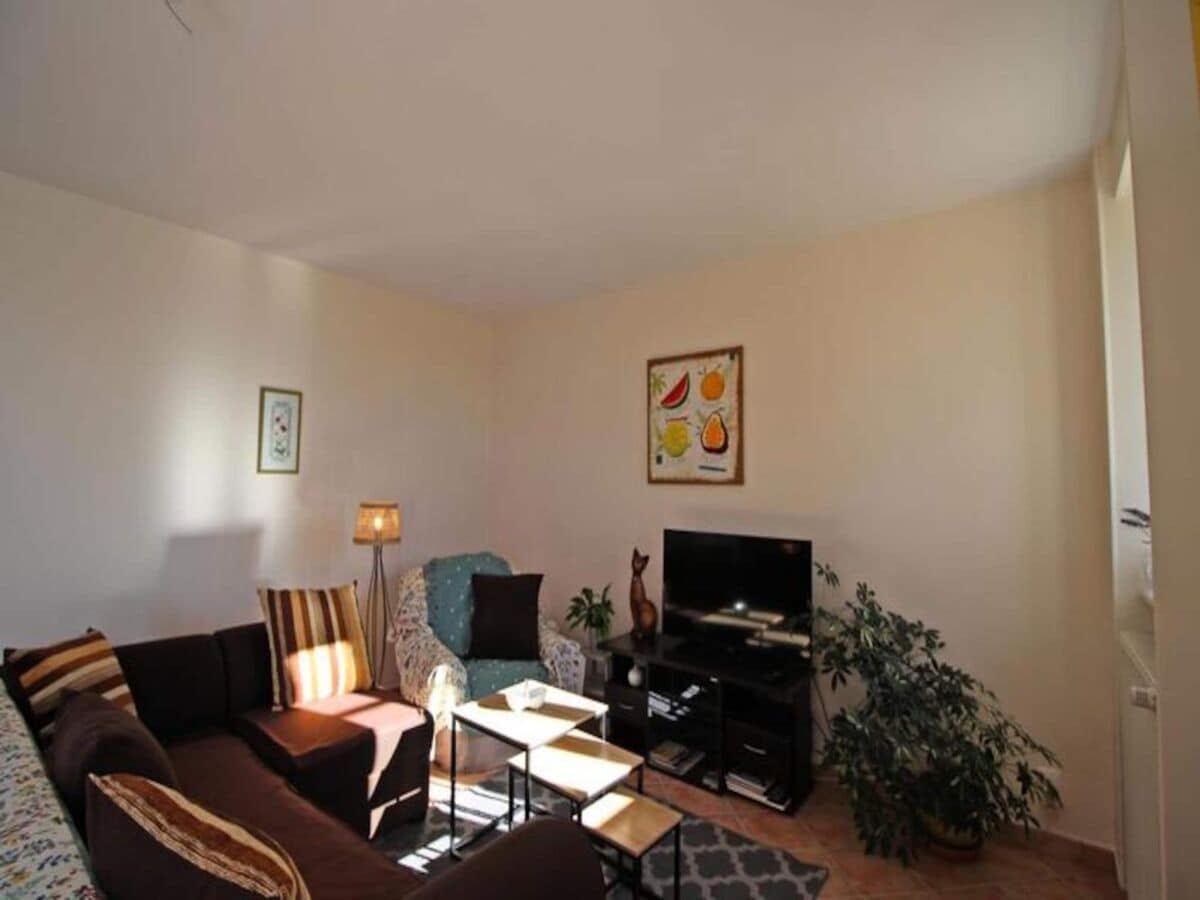 Apartment Jumilhac-le-Grand  8