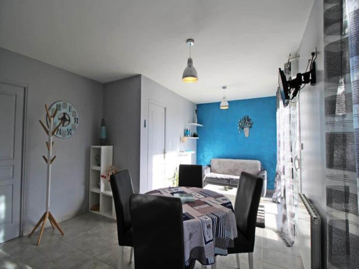 Apartment Jumilhac-le-Grand  48