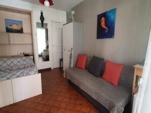 Appartement Studio pour 4 Personnes - Saint Mandrier sur Mer - image1