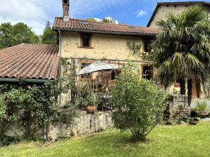 Apartment Gîte de France Die Katze, die fischt - La Jonchère-Saint-Maurice - image1