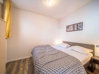 Apartment Uvernet-Fours Ausstattung 12