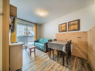 Apartment Uvernet-Fours Ausstattung 20