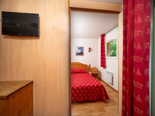 Apartment Uvernet-Fours Ausstattung 17