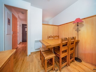 Apartment Uvernet-Fours Features 9