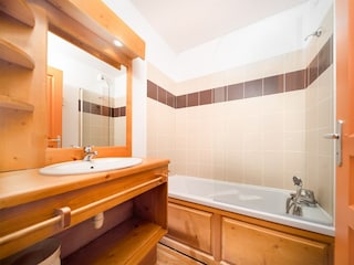 Apartment Uvernet-Fours Features 17