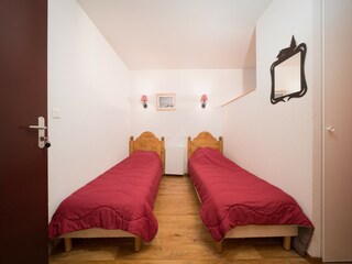 Apartment Uvernet-Fours Ausstattung 13