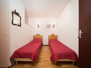 Apartment Uvernet-Fours Ausstattung 17