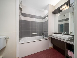 Apartment Uvernet-Fours Features 10