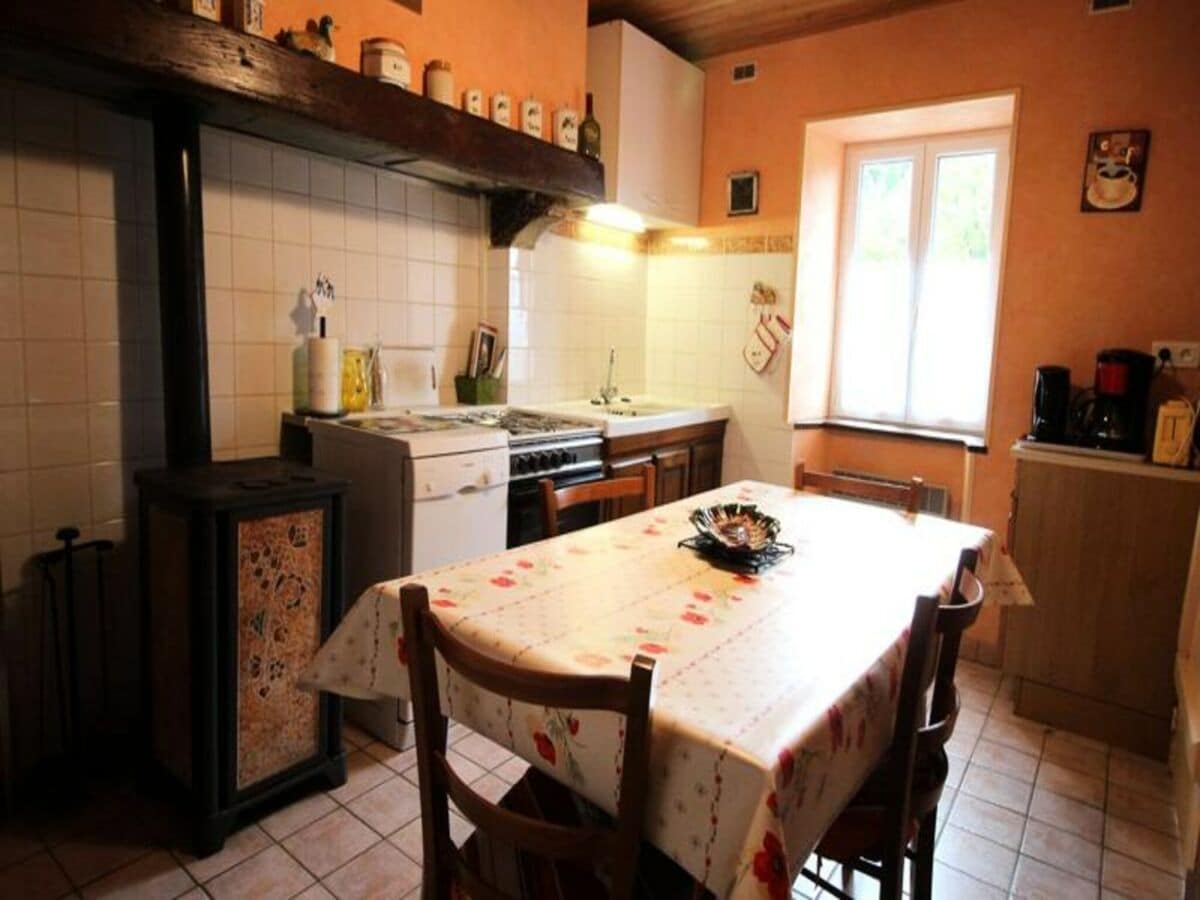 Appartement Eymoutiers  1