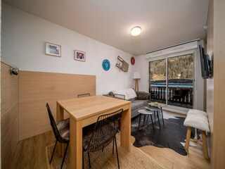 Apartment Uvernet-Fours Features 17