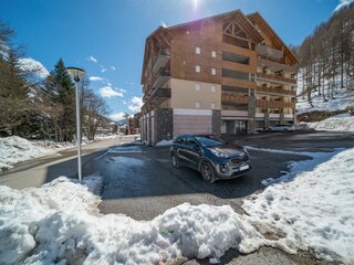 Apartment Uvernet-Fours Outdoor Recording 5