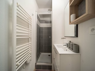 Apartment Uvernet-Fours Ausstattung 6