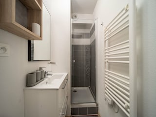 Apartment Uvernet-Fours Ausstattung 10