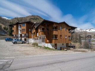 Apartment Uvernet-Fours Umgebung 12