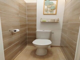 Apartment Uvernet-Fours Ausstattung 15