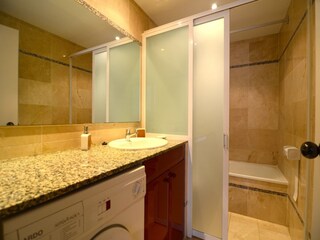 Apartment L'Estartit Features 9