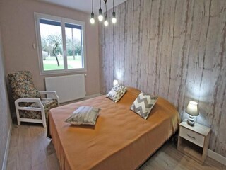 Apartment Saint-Germain-les-Belles  8