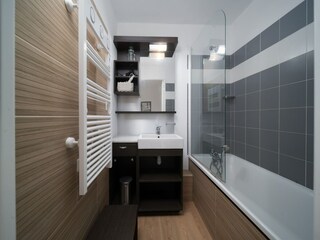 Apartment Uvernet-Fours Ausstattung 11