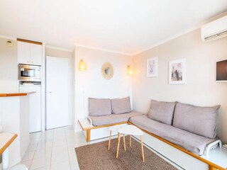 Apartment Le Dramont  9