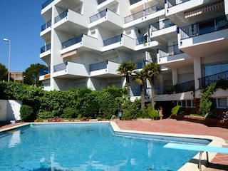 Apartment L'Escala Outdoor Recording 2