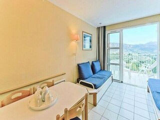 Apartment Le Dramont  11