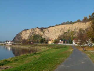 Radweg an der Elbe in Diesbar-Seußlitz