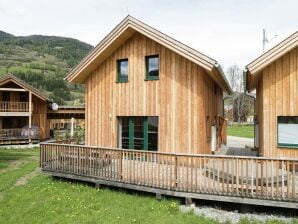 Ferienpark Chalet with whirlpool tub