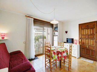 Apartamento Roses Características 21