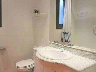 Apartamento Roses Características 14