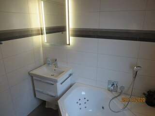 Badezimmer I