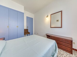 Apartment Roses Features 25