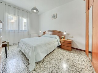 Apartment Roses Features 27