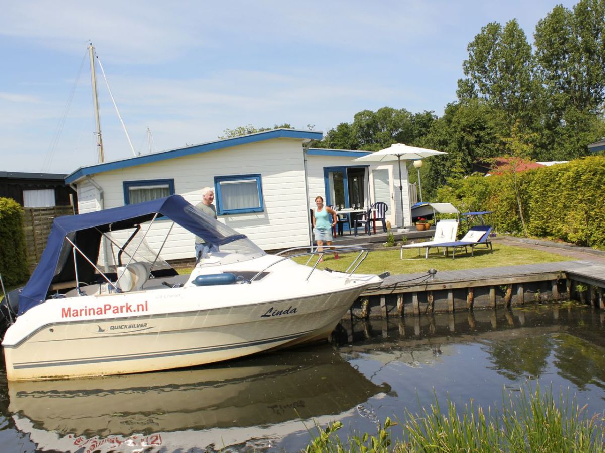 Chalet freistehend am See + schönes Boot zu mieten