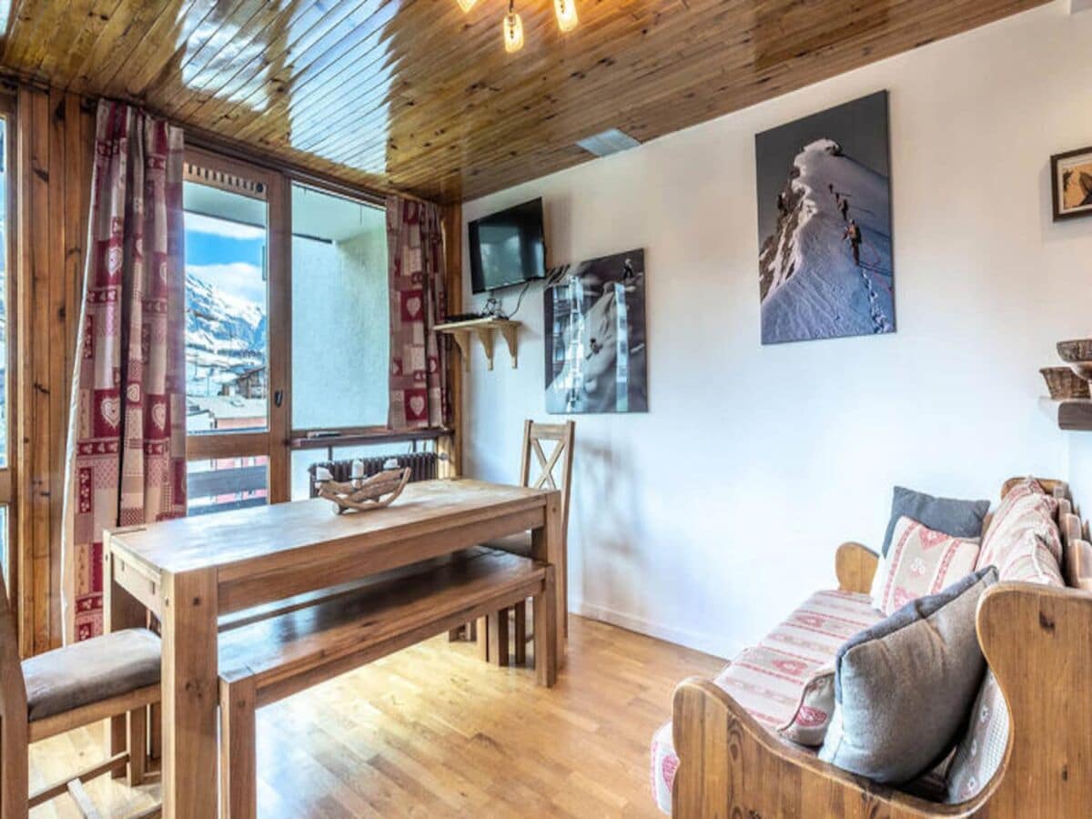 Apartment Val-d'Isère  1