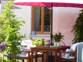 Verschiedene SITZ- / ESSBEREICHE