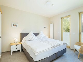 SZ 2 mit Boxspringbett - Innenbild