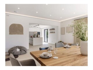 Esstisch, Blick zur Küche